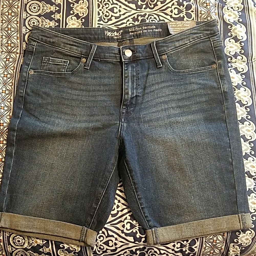 Mossimo Bermuda shorts Size 10